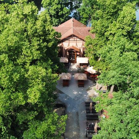 Penzion Restaurace Ostrov Piosek Zewnętrze zdjęcie