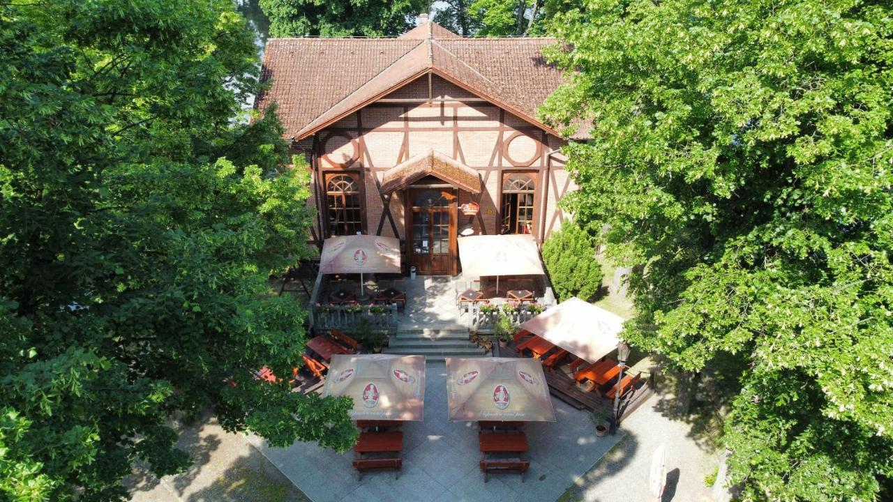 Penzion Restaurace Ostrov Piosek Zewnętrze zdjęcie